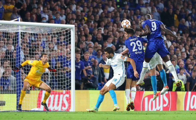 Chelsea marca um bom começo para a Liga dos Campeões